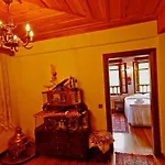 Stonehouse Byipek Selçuk
