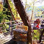 Stonehouse Byipek Selçuk
