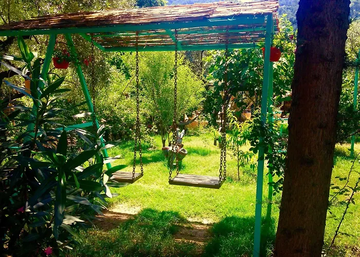 Stonehouse Byipek Hotel