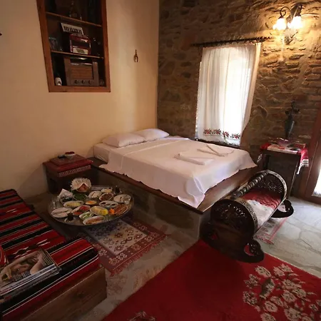 Stonehouse Byipek Hotel