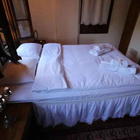 Hotel Stonehouse Byipek *