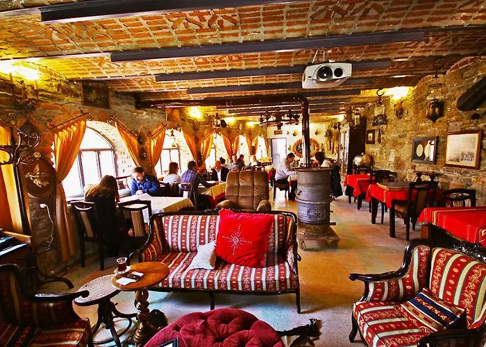 Hotel Stonehouse Byipek *